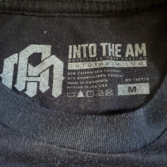 INTO THE AM TSHIRT - Picture 3 of 5